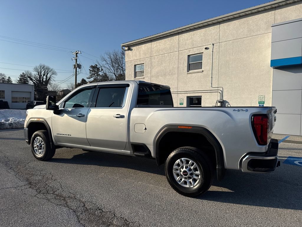Used 2022 GMC Sierra 2500 SLE w/ SLE Convenience Package image 4
