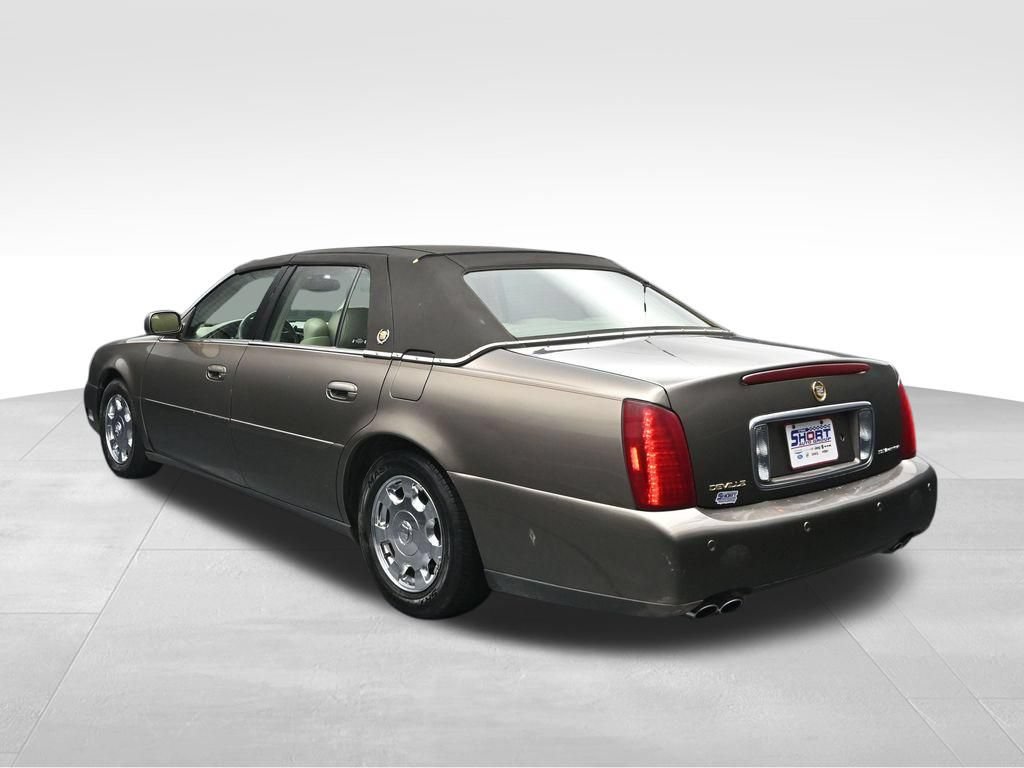 Used 2002 Cadillac De Ville w/ Comfort/Convenience Pkg FWD image 3