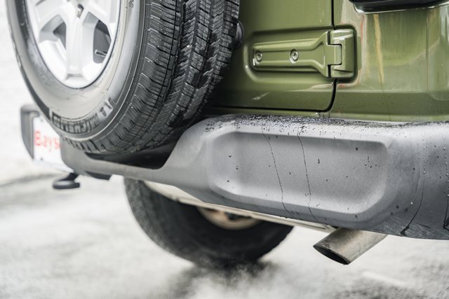 Used 2022 Jeep Wrangler Unlimited Sport image 17