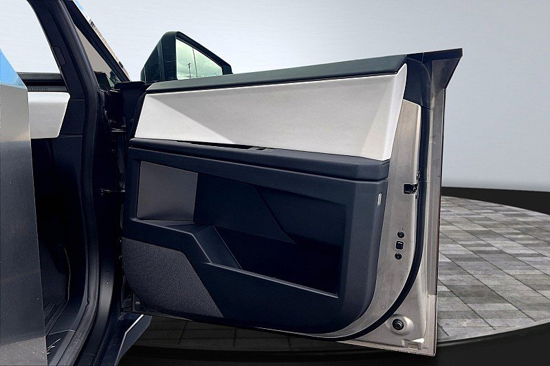 Used 2024 Tesla Cybertruck Cyberbeast image 24