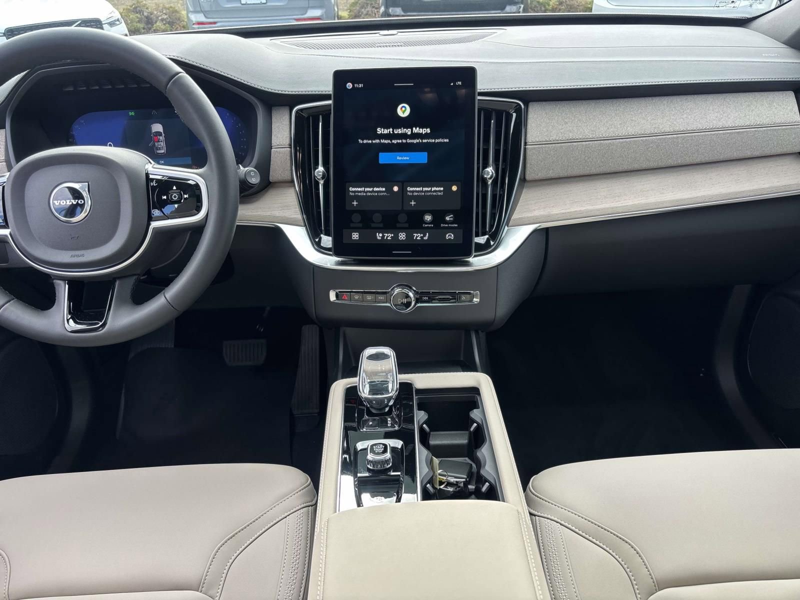 New 2026 Volvo XC90 B6 Plus w/ Protection Package Premier image 29