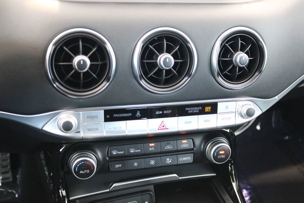 Used 2020 Kia Stinger GT1 image 57