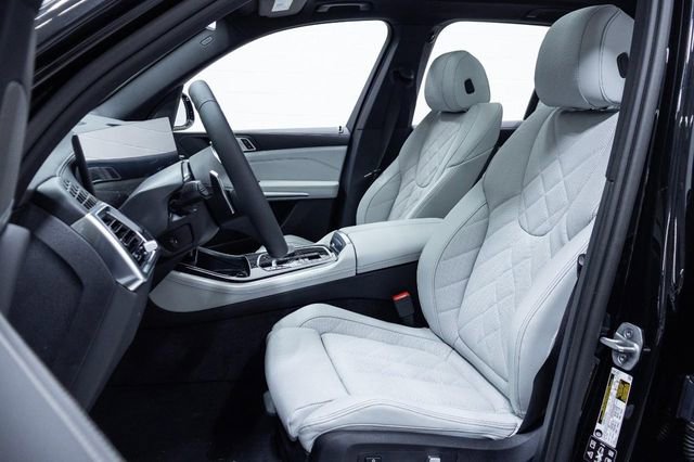 New 2026 BMW X5 xDrive40i w/ M Sport Package image 22