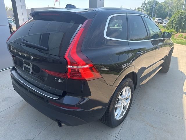Used 2021 Volvo XC60 T6 Momentum AWD/4WD image 7