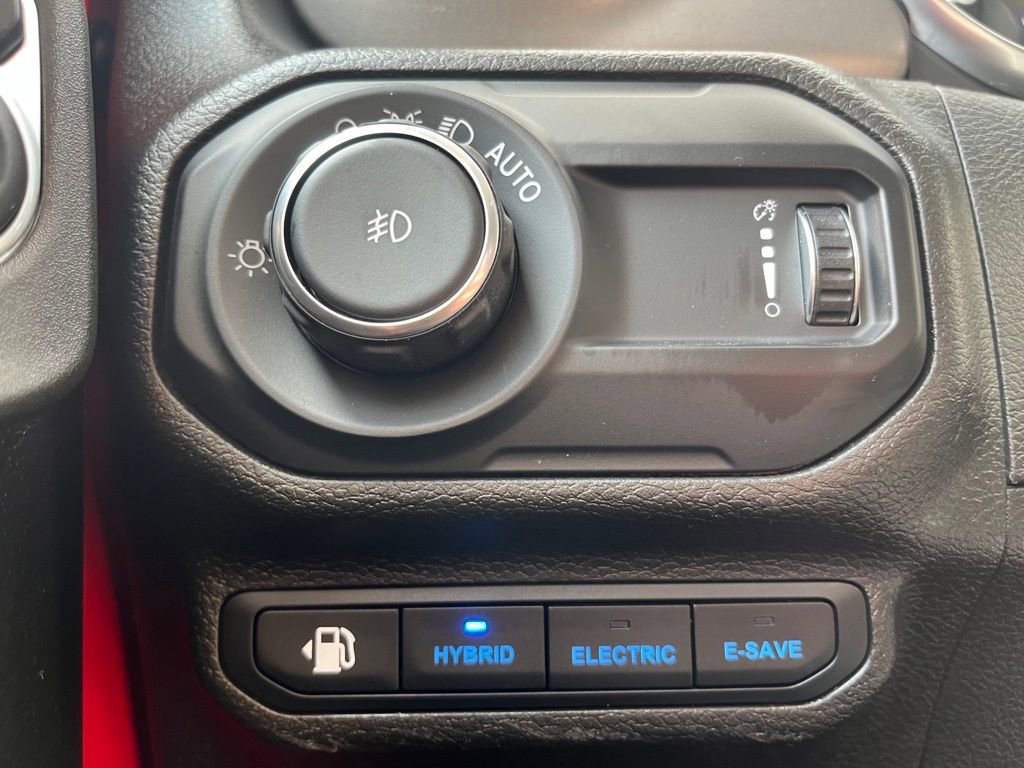 Used 2023 Jeep Wrangler Unlimited w/ Cold Weather Group image 14