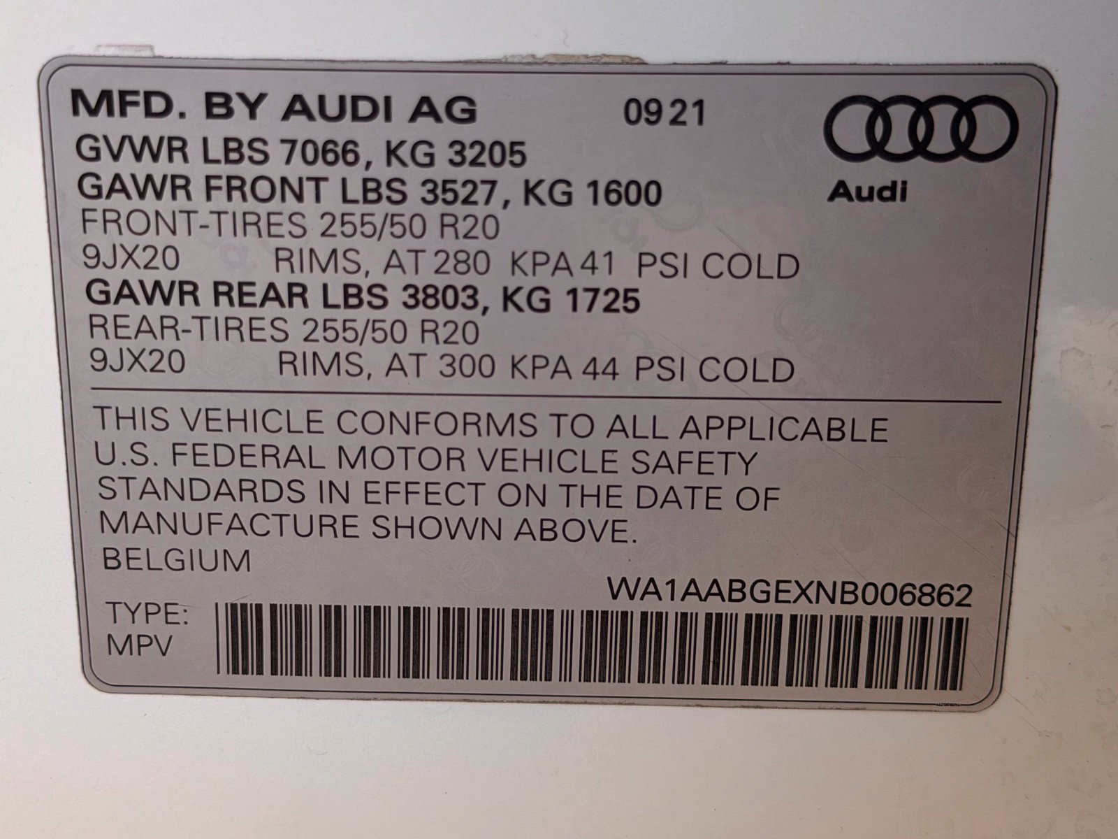 Used 2022 Audi e-tron Premium w/ Towing Package AWD/4WD image 55