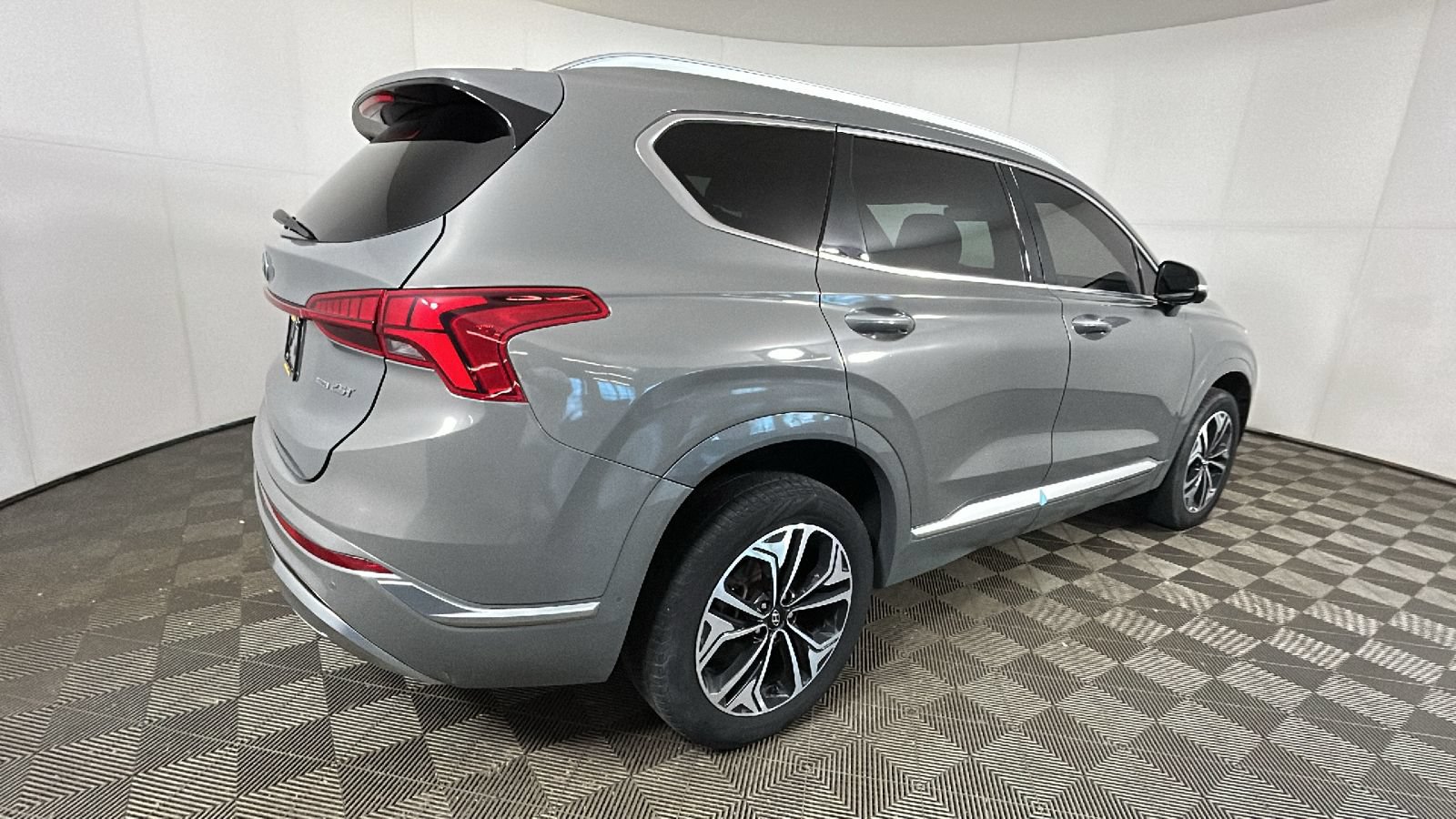Used 2021 Hyundai Santa Fe Calligraphy AWD/4WD image 4