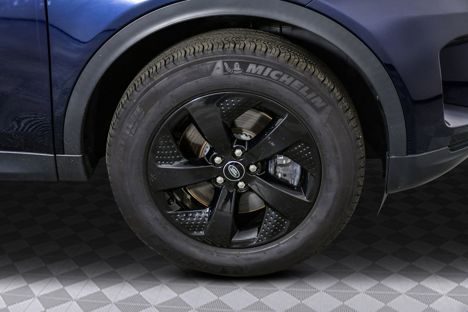 Used 2023 Land Rover Discovery Sport S image 27