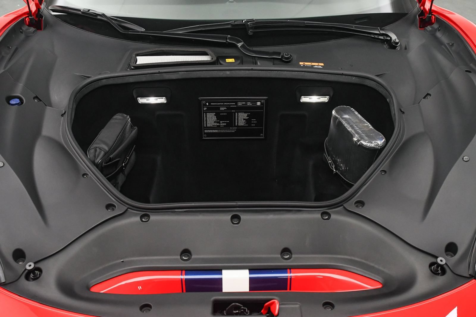Used 2020 Ferrari 488 Pista Coupe RWD image 18