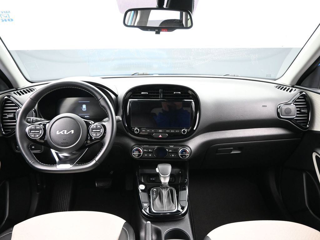Used 2024 Kia Soul GT-Line image 27