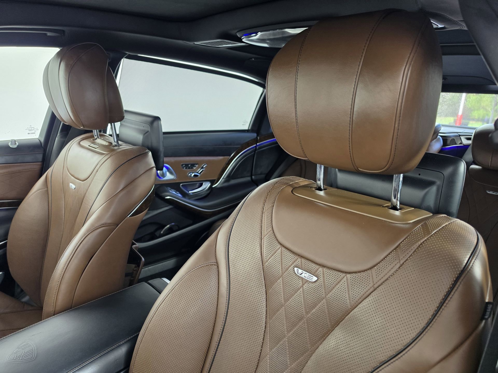 Used 2016 Mercedes-Benz Maybach S 600 image 17