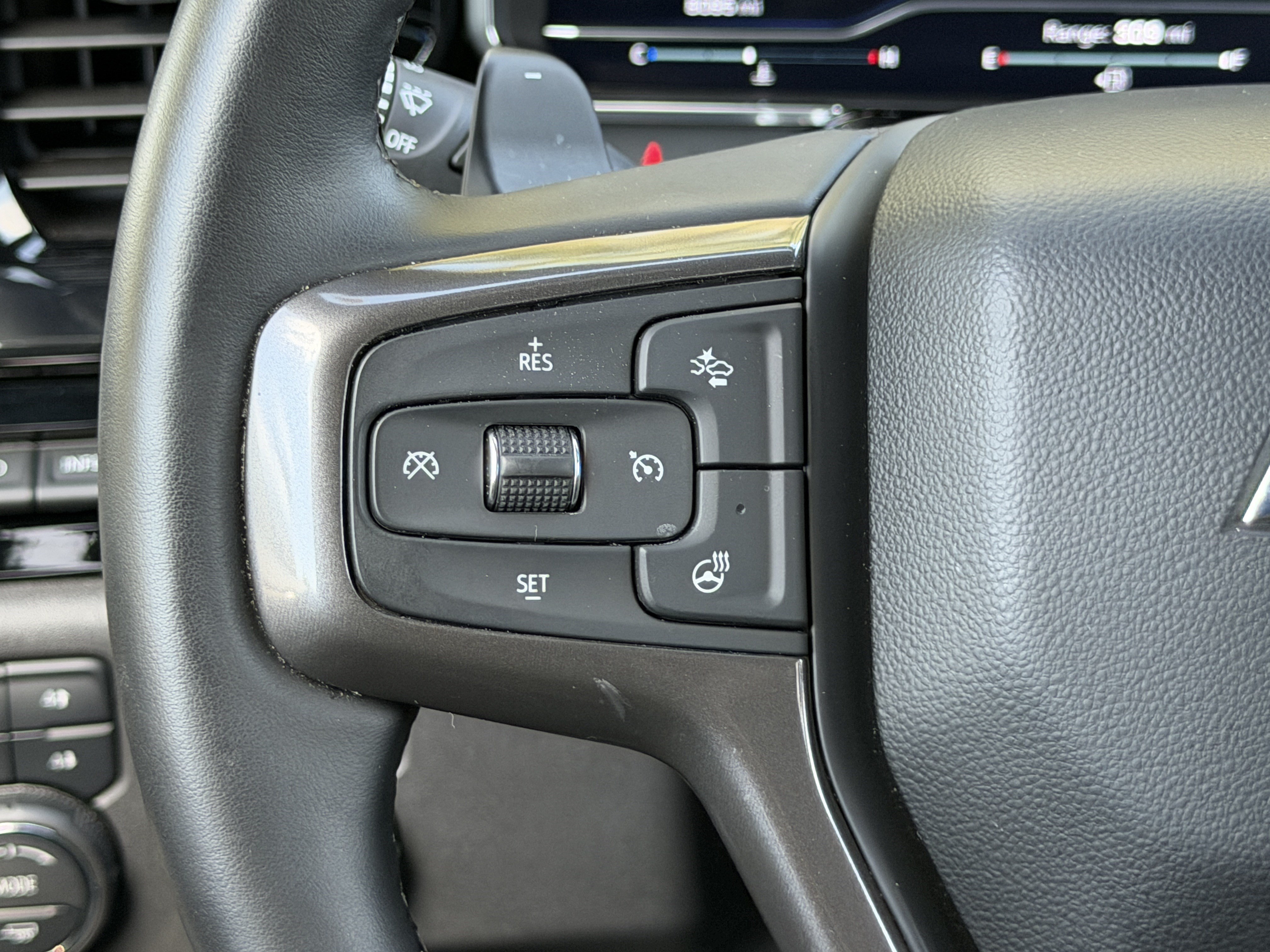 Used 2024 Chevrolet Silverado 1500 ZR2 w/ Technology Package AWD/4WD image 40