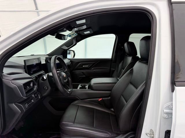 Used 2024 Chevrolet Silverado EV W/T AWD/4WD image 13
