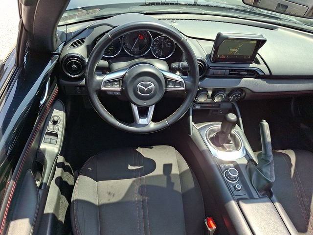 Used 2017 MAZDA MX-5 Miata RF Club RWD image 12