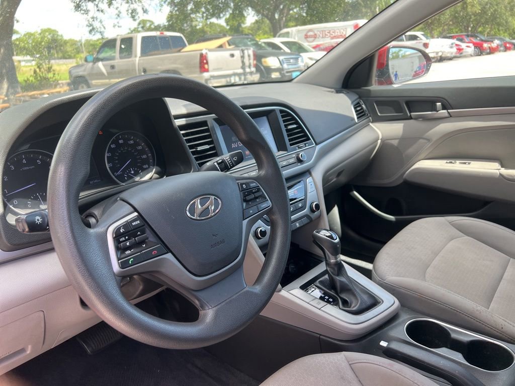 Used 2018 Hyundai Elantra SEL FWD image 9
