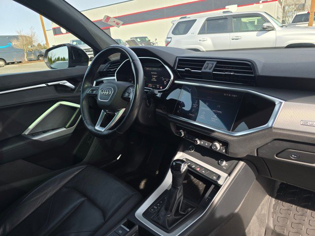 Used 2021 Audi Q3 2.0T Premium Plus w/ Premium Plus Package image 10