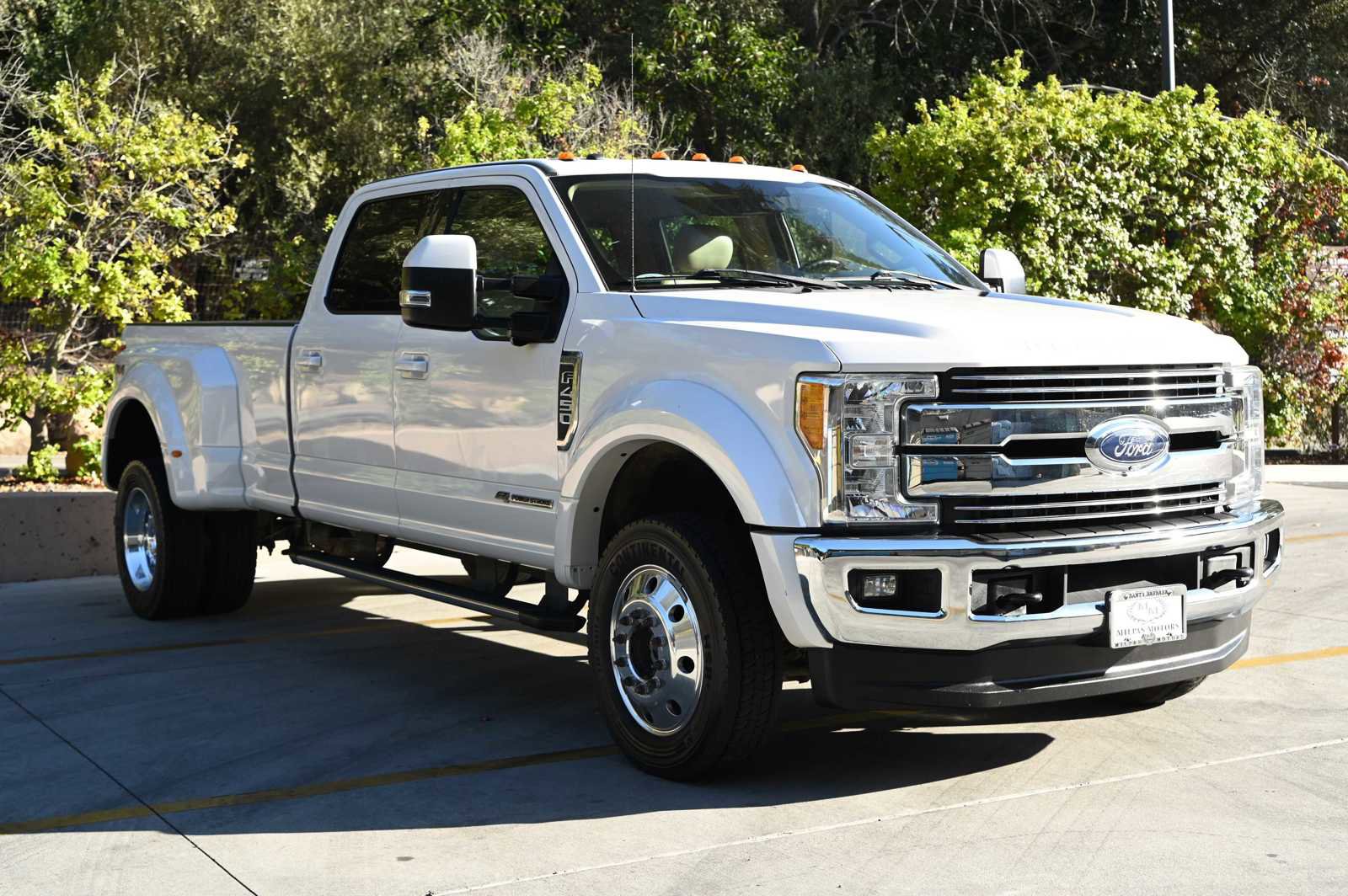 Used 2017 Ford F450 Lariat w/ Tow Technology Bundle image 3