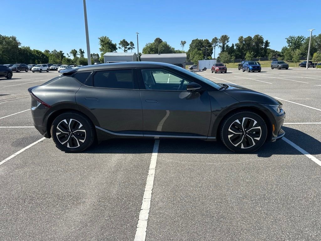 Used 2023 Kia EV6 Wind RWD image 4