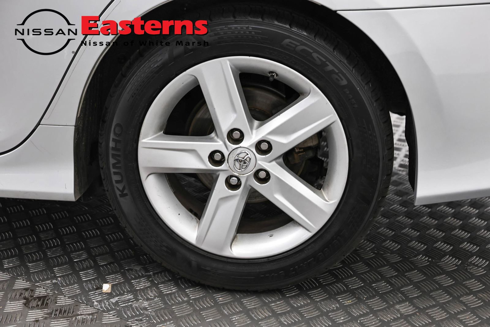 Used 2014 Toyota Camry SE FWD image 32