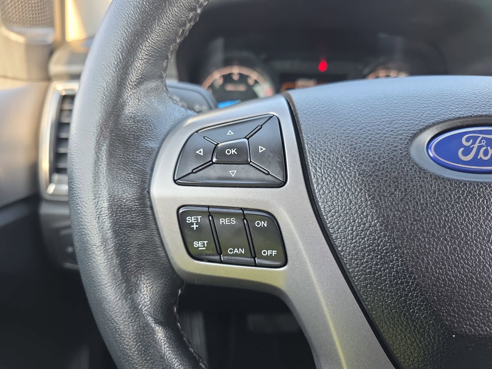 Used 2019 Ford Ranger XLT w/ FX4 Off-Road Package image 17