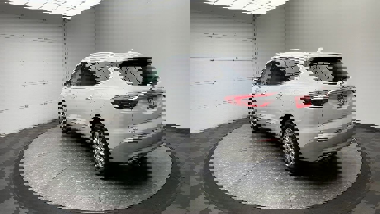 Used 2019 Buick Enclave Premium AWD/4WD image 41