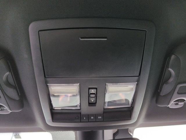 Used 2023 Dodge Challenger R/T w/ Plus Package image 34