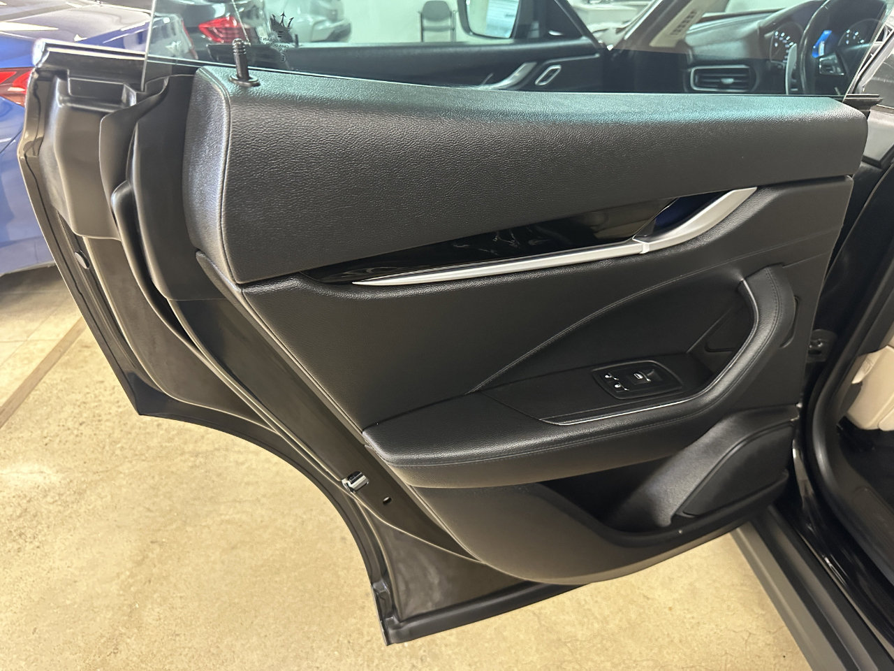 Used 2020 Maserati Levante S image 71