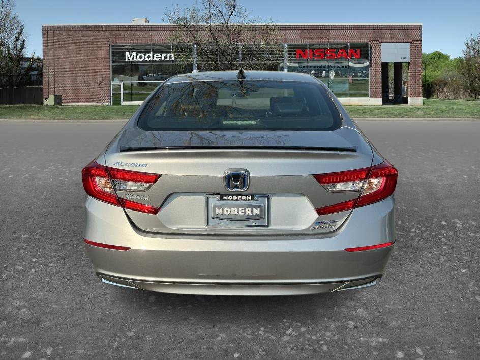 Used 2022 Honda Accord Sport image 3