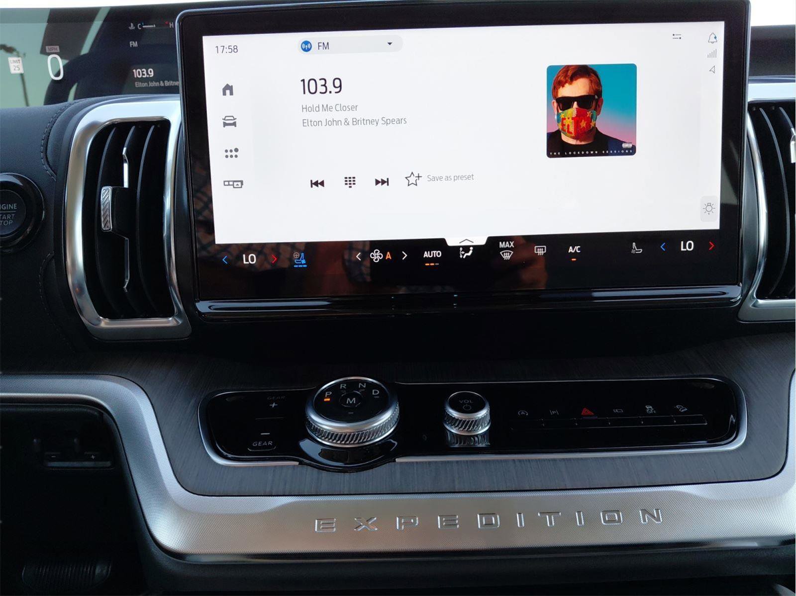 New 2025 Ford Expedition Max Platinum w/ Platinum Ultimate Package image 37