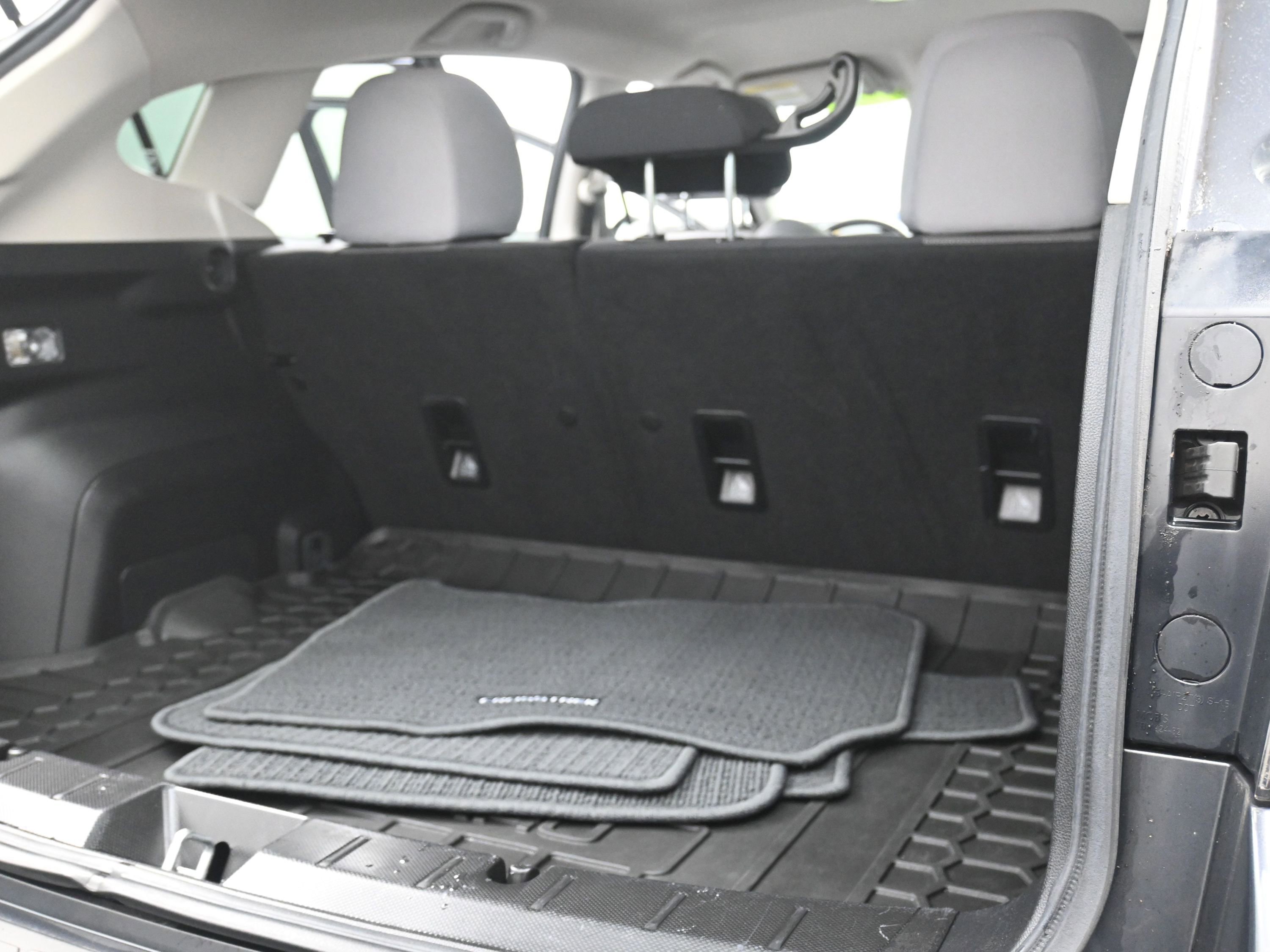 Used 2021 Subaru Crosstrek 2.0i Premium image 21