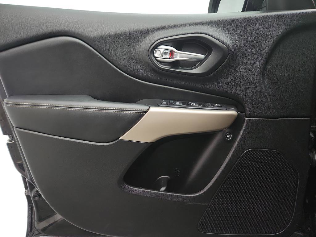 Used 2018 Jeep Cherokee Limited w/ High Altitude Package image 21