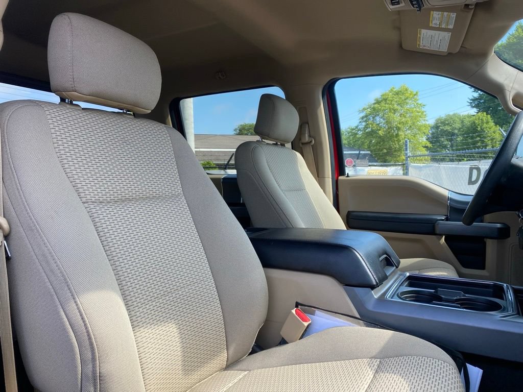 Used 2017 Ford F250 XLT w/ XLT Premium Package AWD/4WD image 17