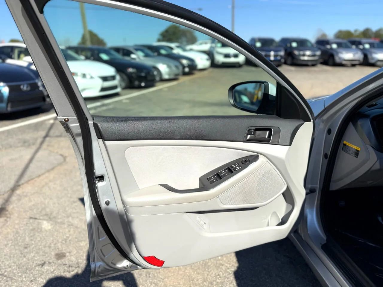 Used 2013 Kia Optima LX image 5