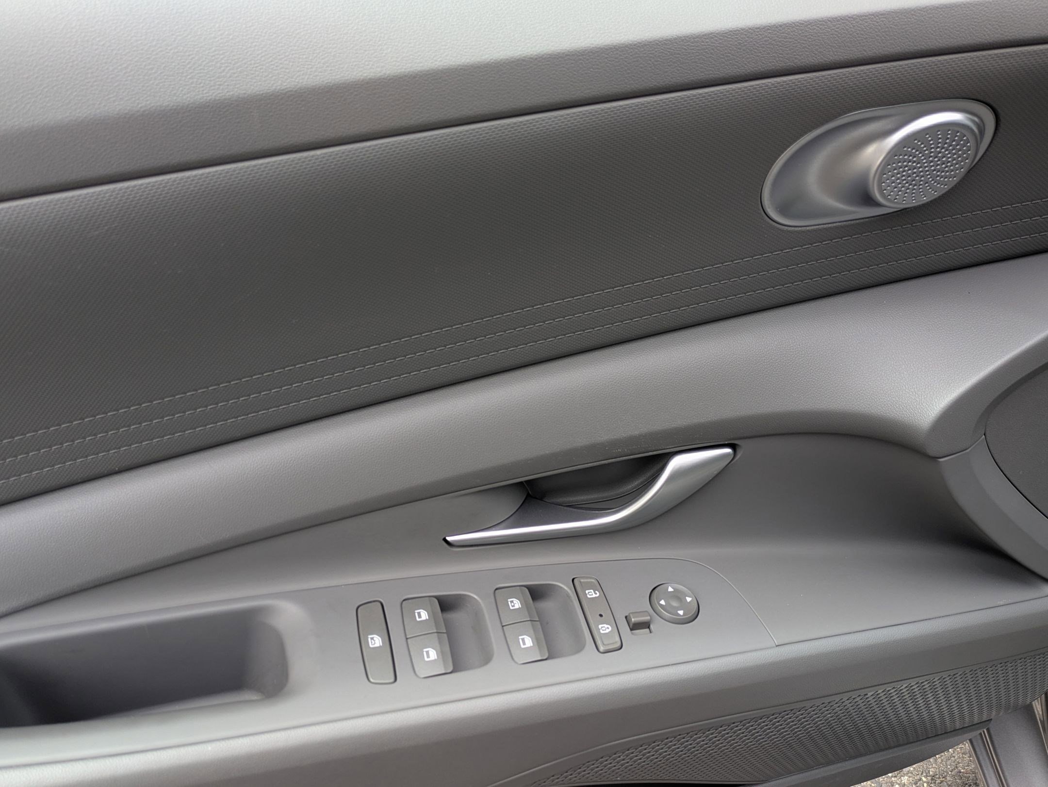 Certified 2023 Hyundai Elantra SEL FWD image 10