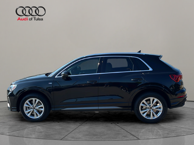 Certified 2025 Audi Q3 2.0T Premium Plus w/ Premium Plus Package AWD/4WD image 2
