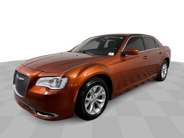 Used 2021 Chrysler 300 Touring RWD video 1
