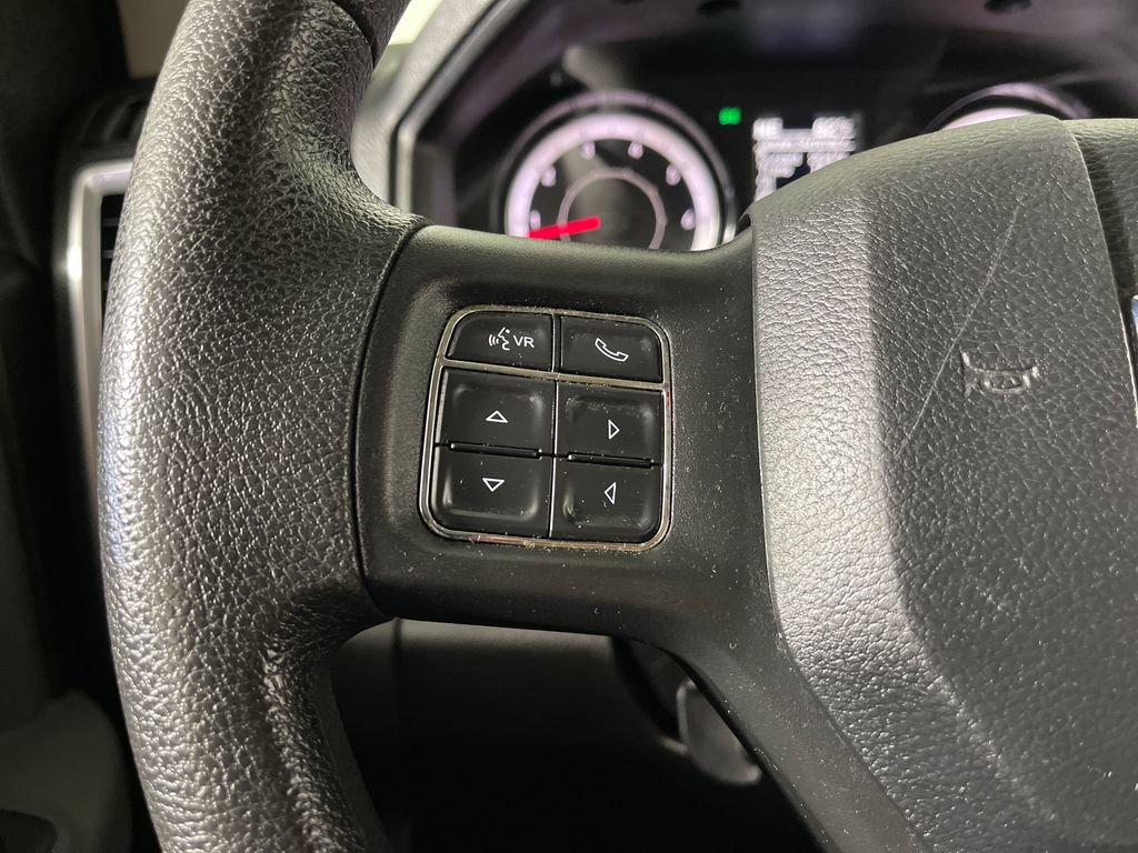 Used 2020 RAM 1500 Warlock RWD image 26