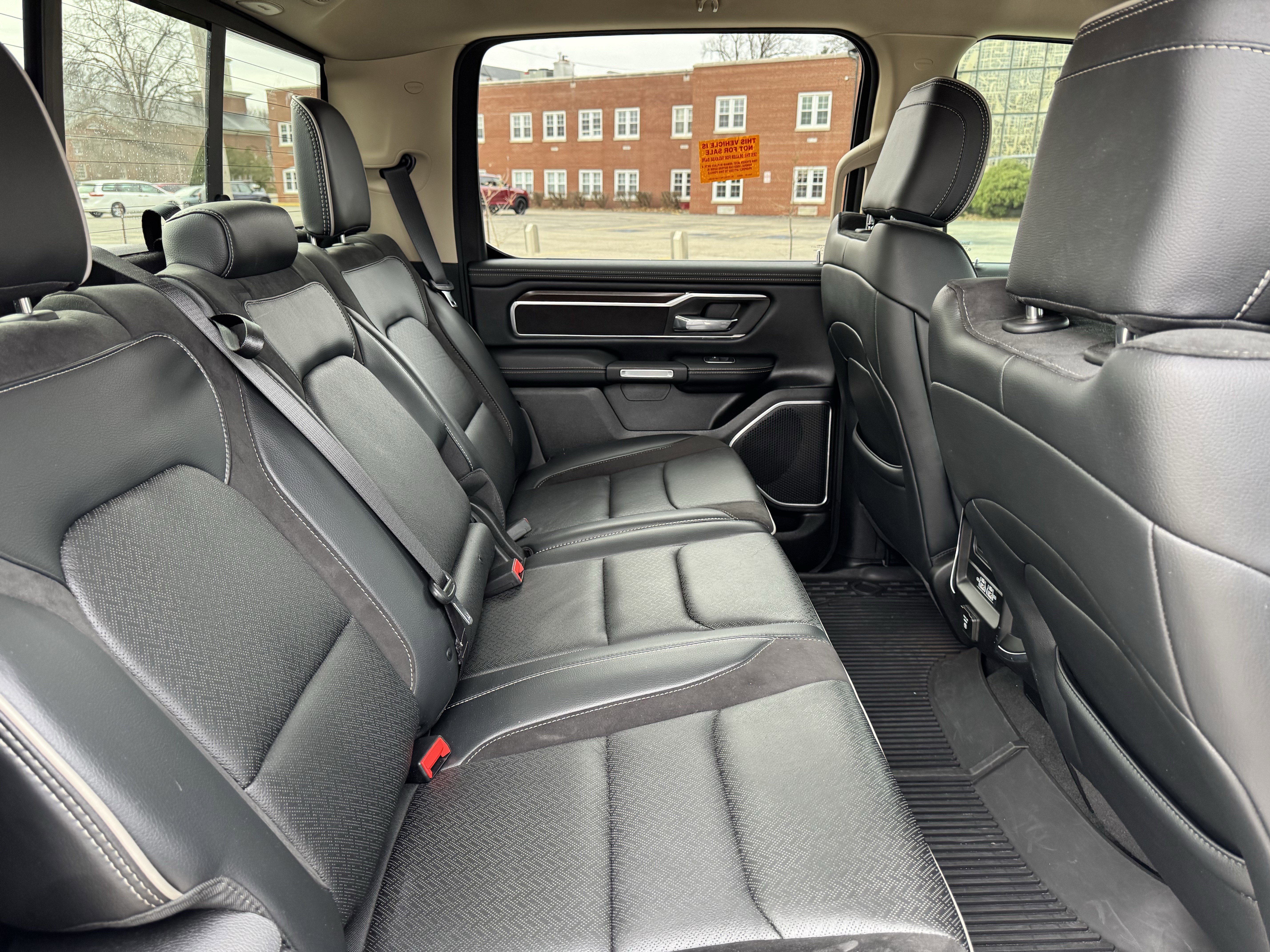 Used 2021 RAM 1500 Laramie image 36