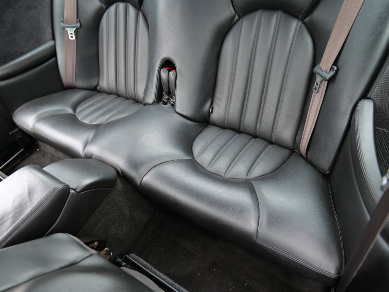 Used 2004 Jaguar XK8 Coupe image 40