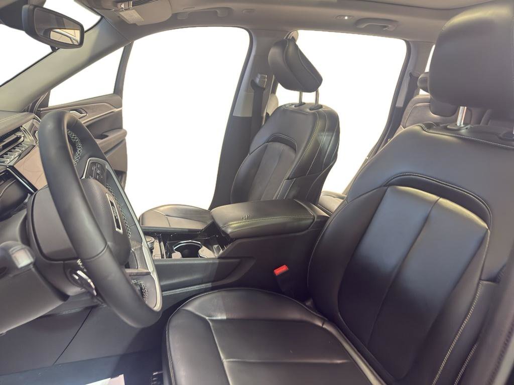 Used 2023 Jeep Grand Cherokee 4WD 4xe image 14