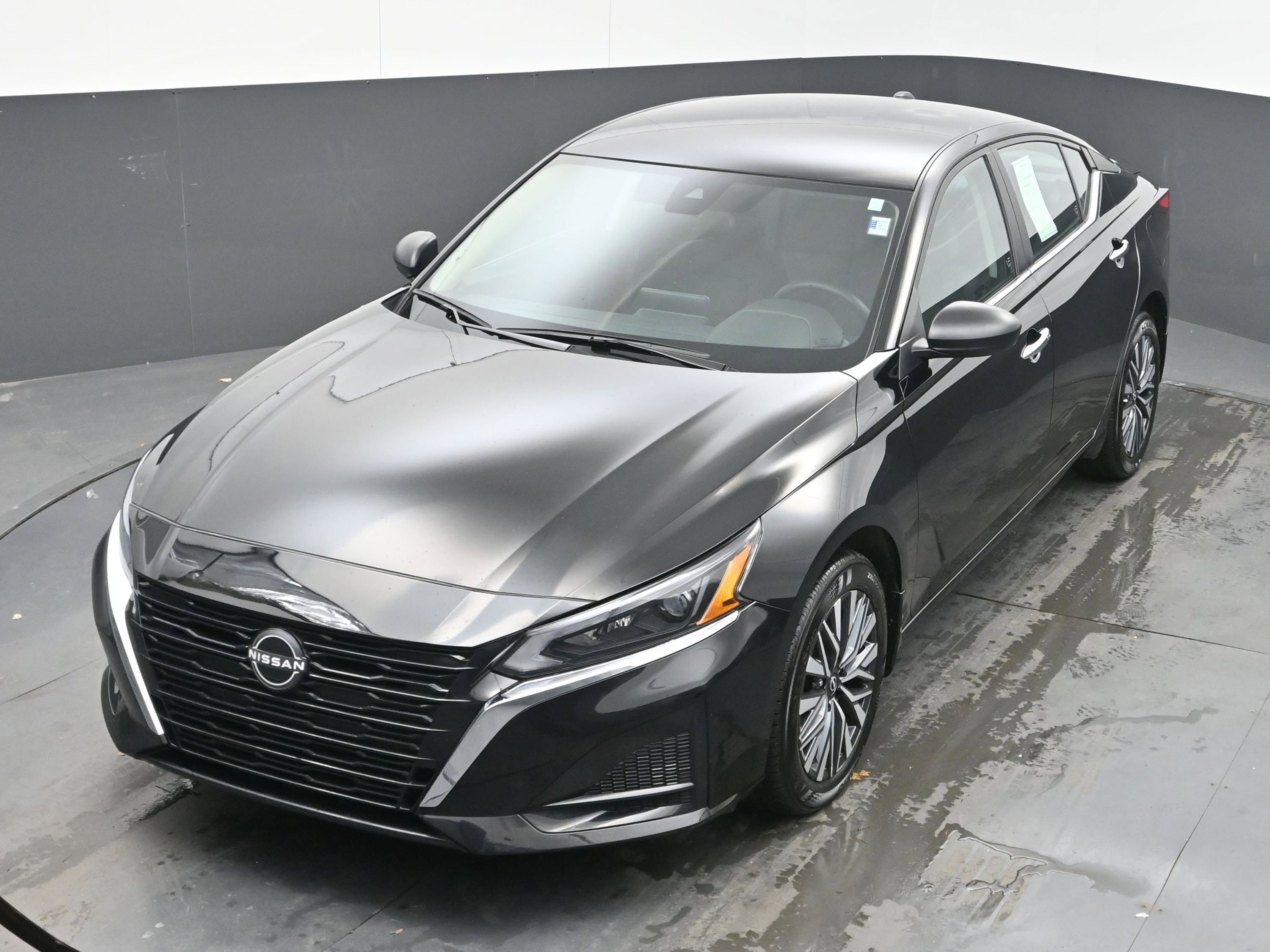 Certified 2025 Nissan Altima 2.5 SV image 32