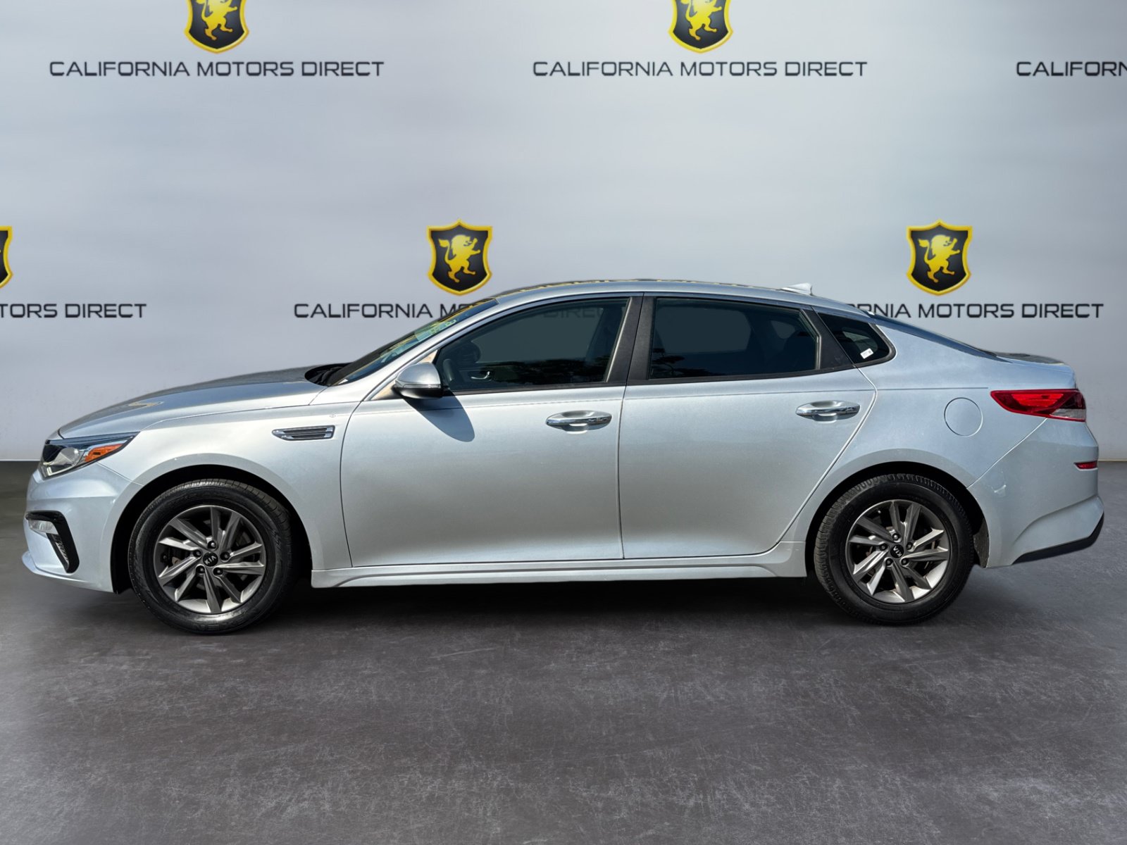 Used 2020 Kia Optima LX FWD image 2