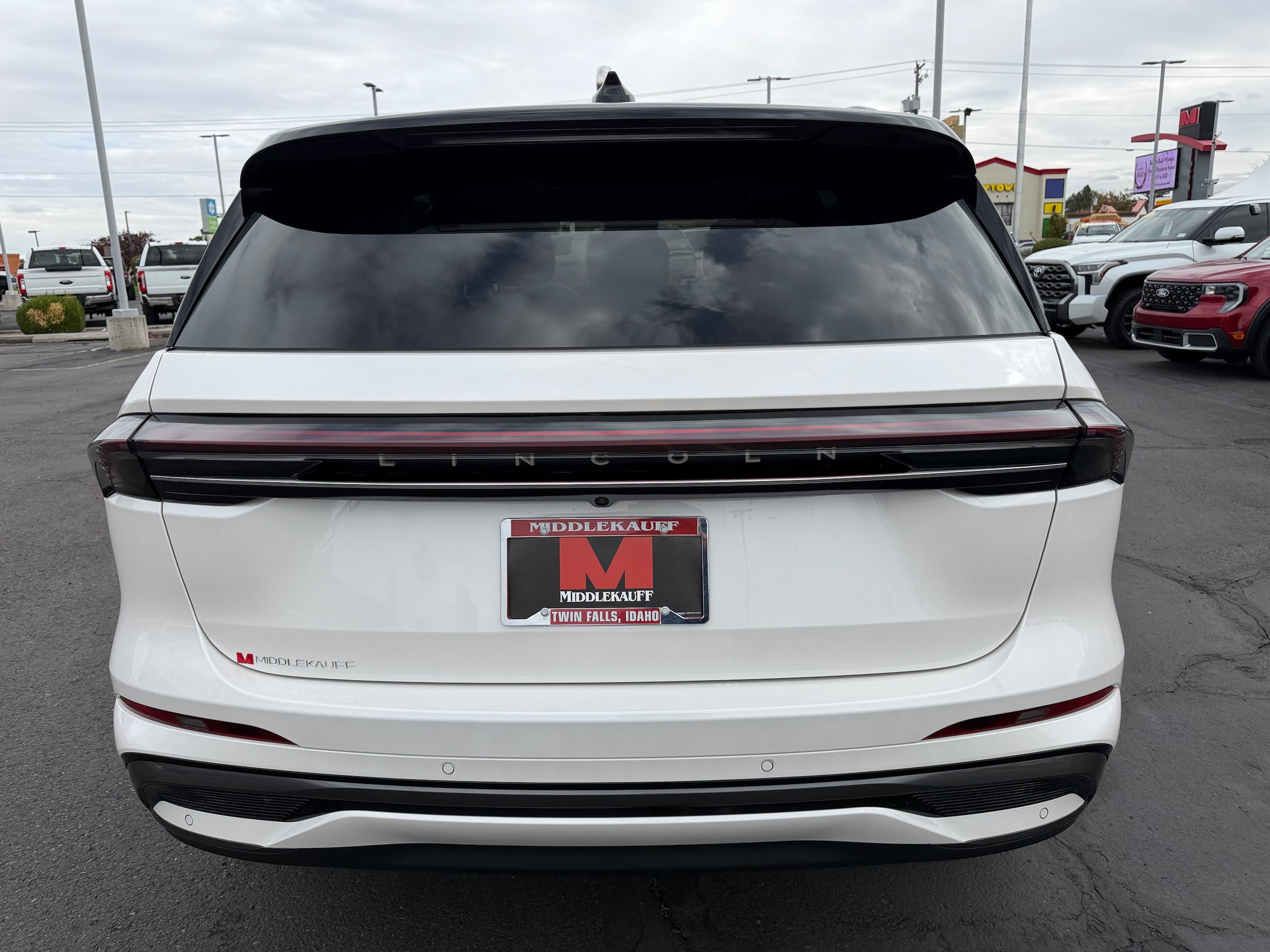 New 2026 Lincoln Nautilus Reserve AWD/4WD image 4