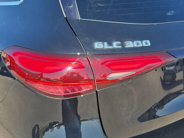 Used 2024 Mercedes-Benz GLC 300 4MATIC image 35