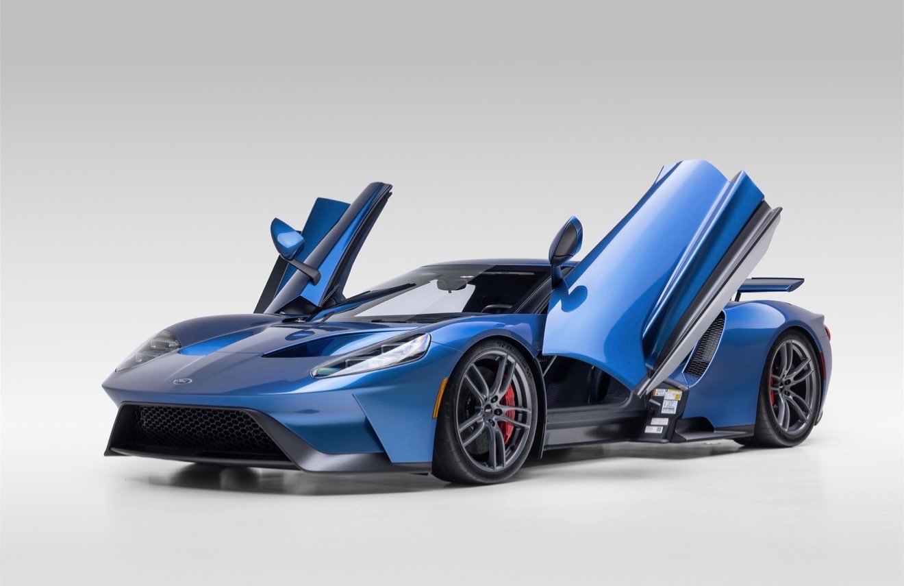 Used 2019 Ford GT RWD image 4