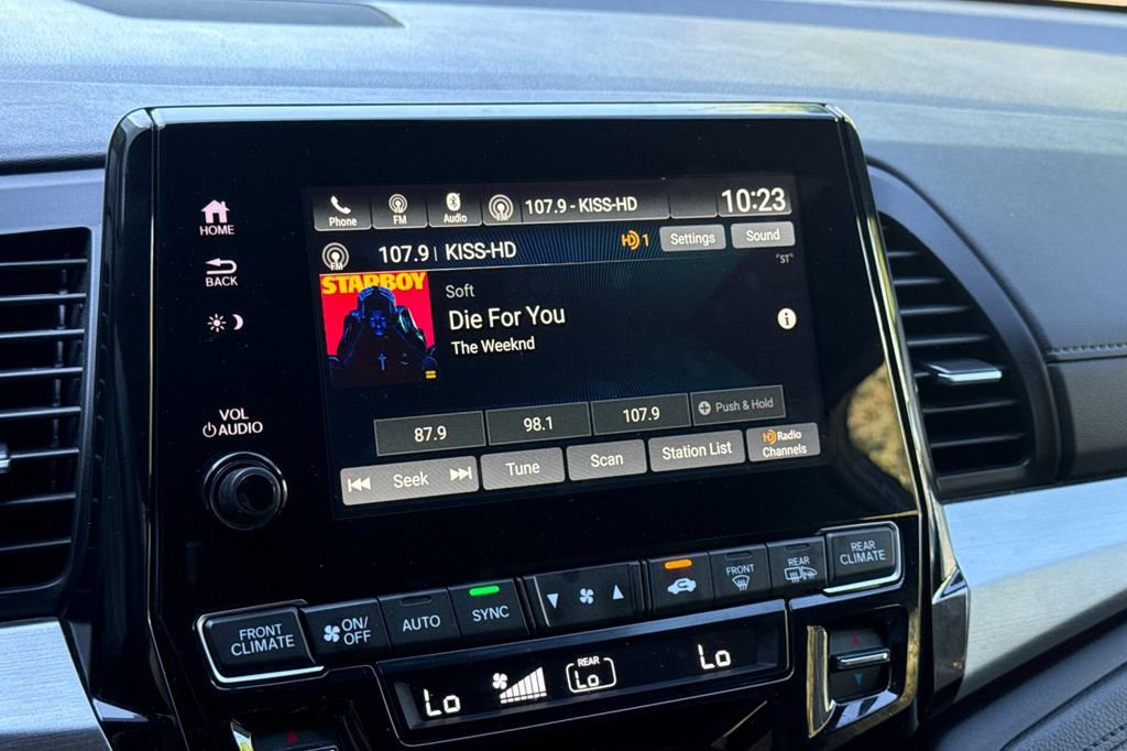 Certified 2024 Honda Odyssey Sport image 15