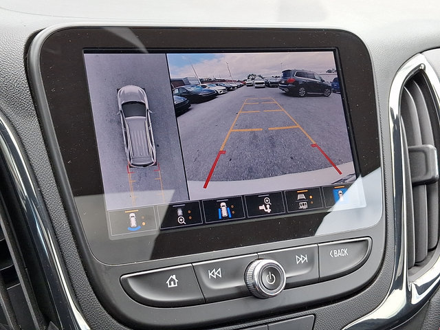 Used 2022 Chevrolet Equinox RS w/ RS Leather Package AWD/4WD image 19