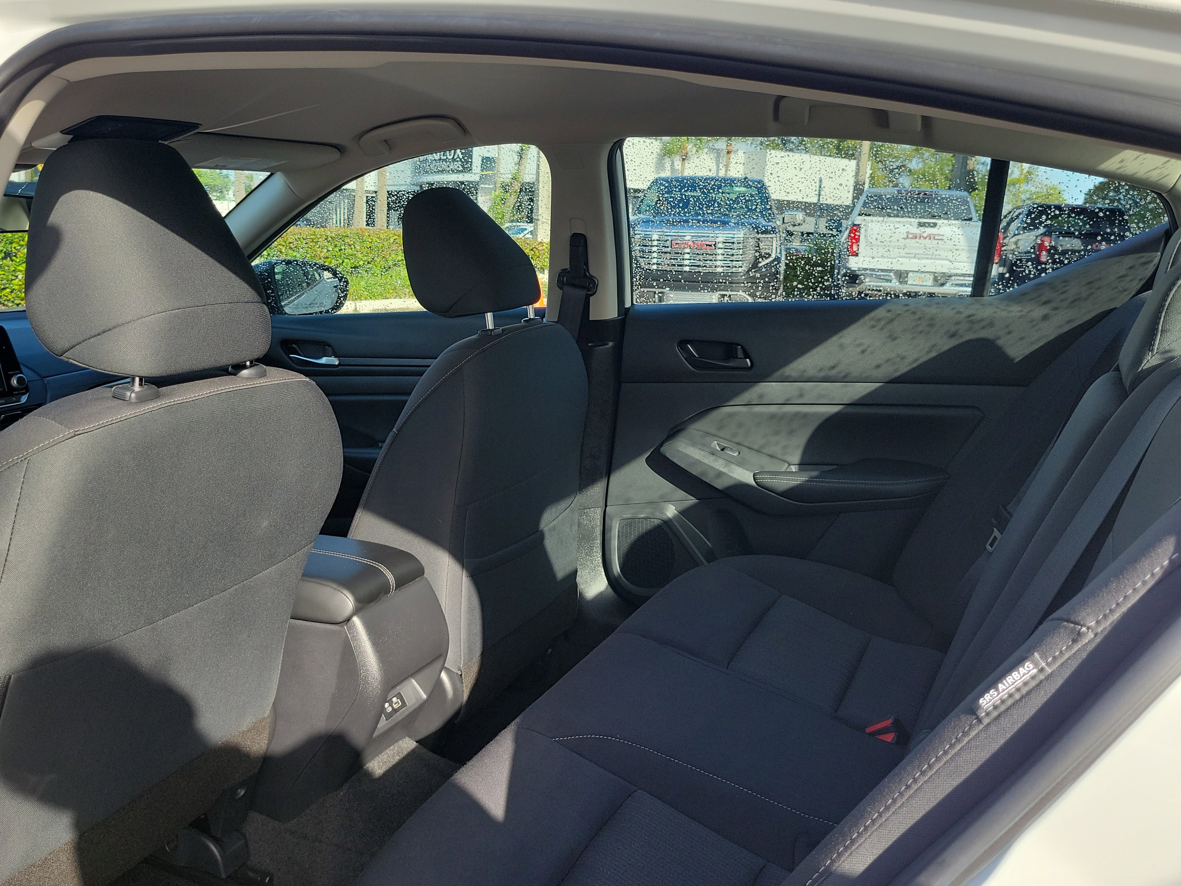 Used 2025 Nissan Altima 2.5 SV image 13