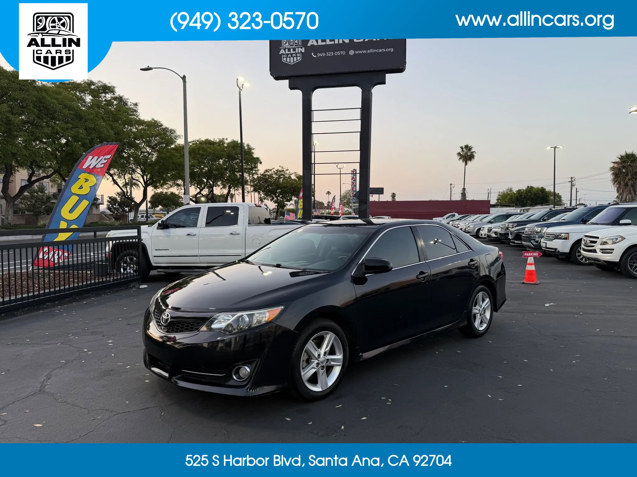 Used 2013 Toyota Camry SE FWD image 1