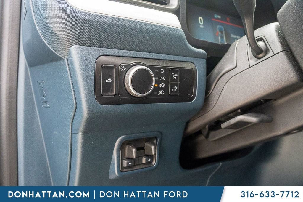 Used 2025 Ford Maverick XLT w/ XLT Luxury Package AWD/4WD image 16
